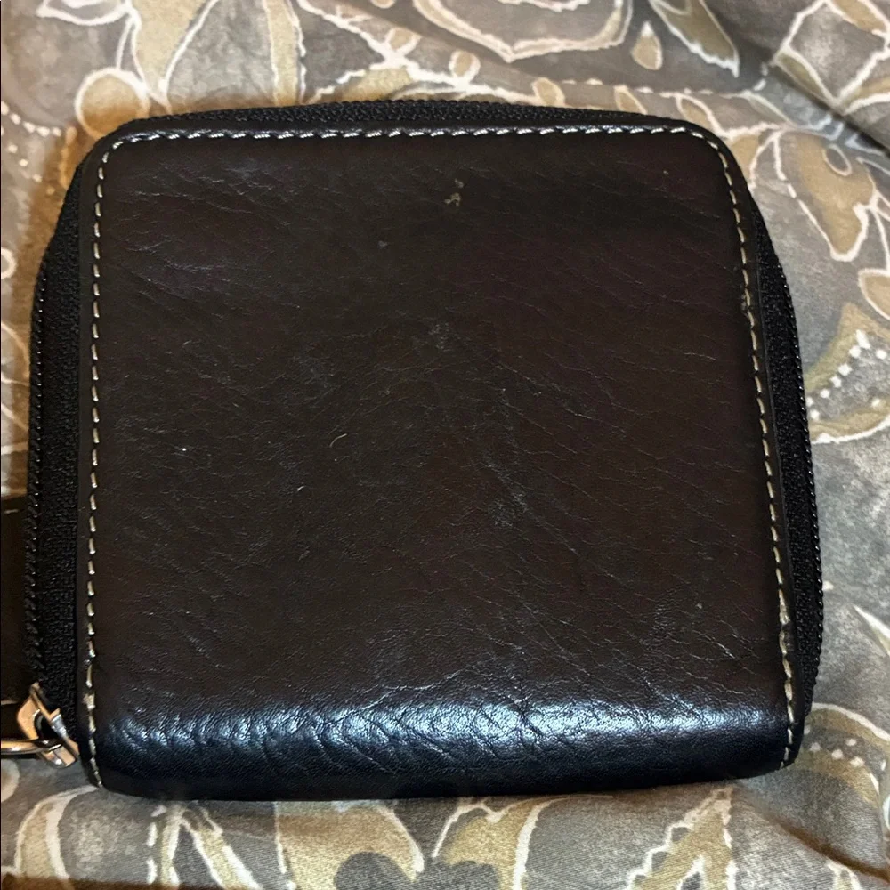 Perlina Black‎ Leather Wallet